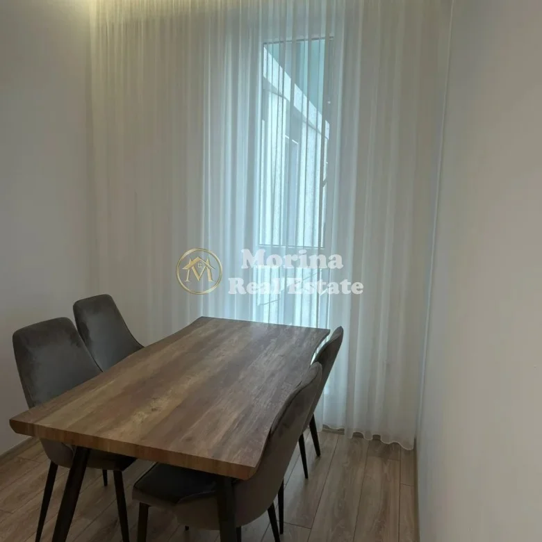 Tirane, jepet me qera apartament 2+1 Kati 7, 100 m² 1.200 € (Komuna e Parisit)