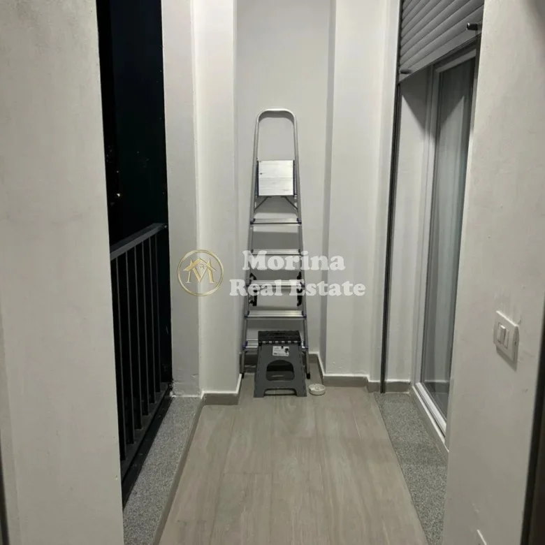 Tirane, jepet me qera apartament 1+1 Kati 7, 60 m² 600 € (5 Maji)