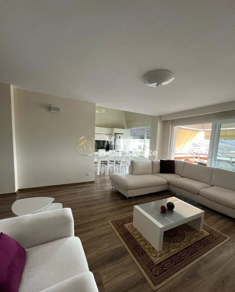 Tirane, jepet me qera apartament 2+1 Kati 2, 130 m² 1.500 € (Teg, Long Hill)