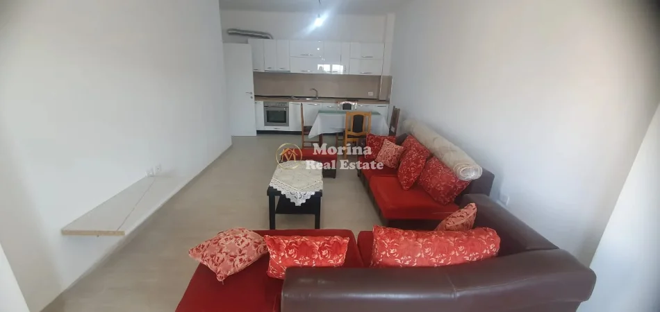 Tirane, jepet me qera apartament 2+1 Kati 1, 90 m² 500 € (Shkoze)