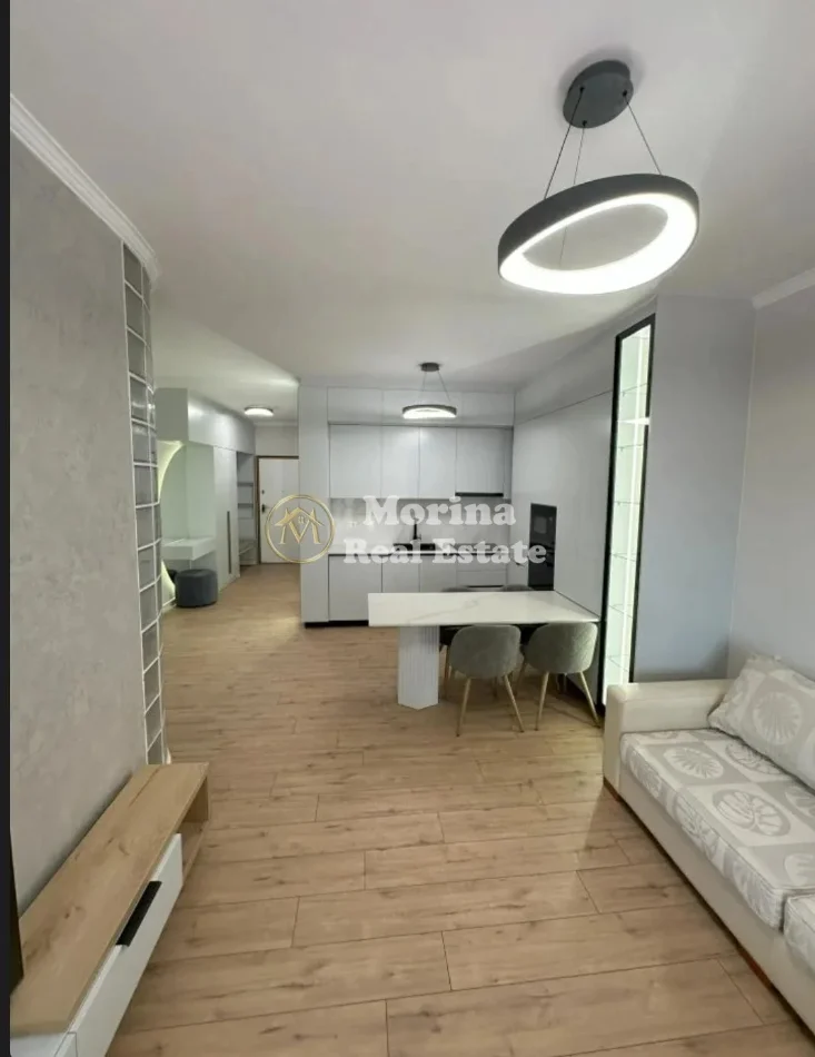 Tirane, jepet me qera apartament 2+1 Kati 2, 90 m² 1.000 € (Don Bosko)