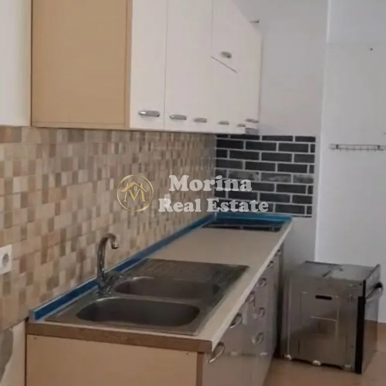 Tirane, jepet me qera apartament 1+1 Kati 5, 88 m² 300 € (Astir)