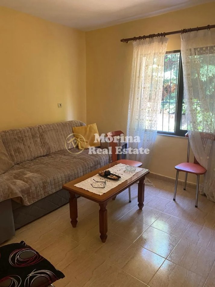 Tirane, jepet me qera apartament 1+1 Kati 1, 60 m² 350 € (Rruga e Dibres)