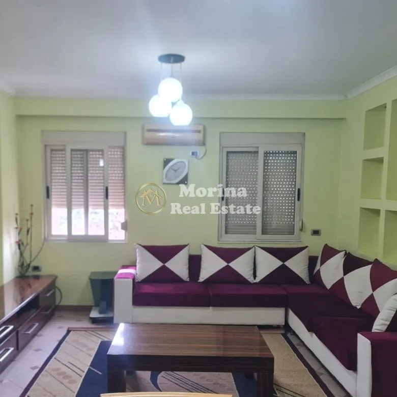 Tirane, jepet me qera apartament 1+1 Kati 2, 70 m² 680 € (Rruga e Durresit)