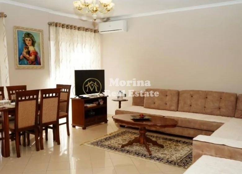 Tirane, jepet me qera apartament 2+1 Kati 5, 120 m² 700 € (Selvia)