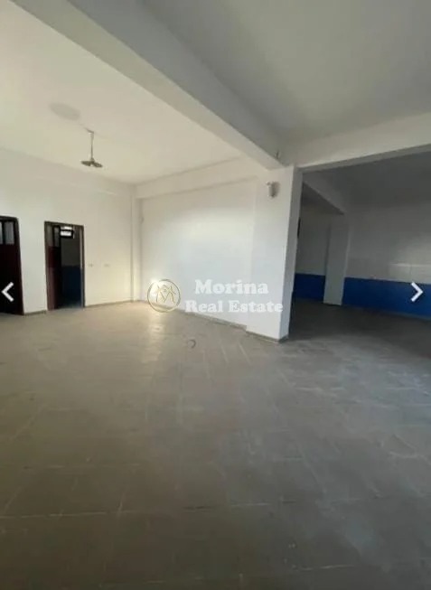 Tirane, jepet me qera ambjent biznesi Kati 0, 220 m² 700 € (Laprake)