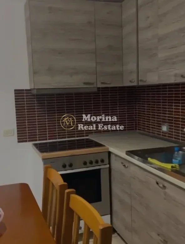 Tirane, jepet me qera apartament 1+1 Kati 1, 75 m² 350 € (Yzberisht)