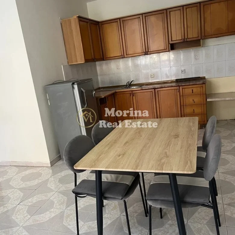 Tirane, jepet me qera apartament 2+1 Kati 3, 90 m² 500 € (Rruga Kongresi i Manastirit)