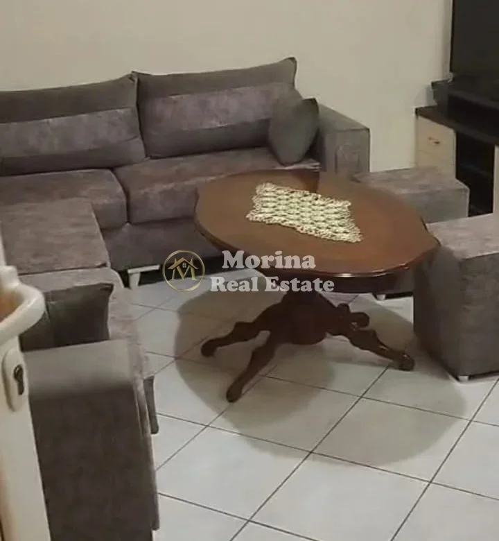 Tirane, jepet me qera apartament 1+1 Kati 2, 80 m² 330 € (Laprake)