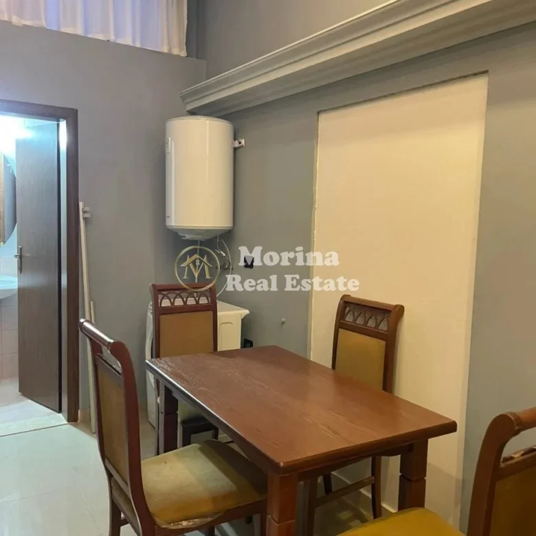 Tirane, jepet me qera apartament 1+1 Kati 1, 40 m² 420 € (Vilat Gjermane)