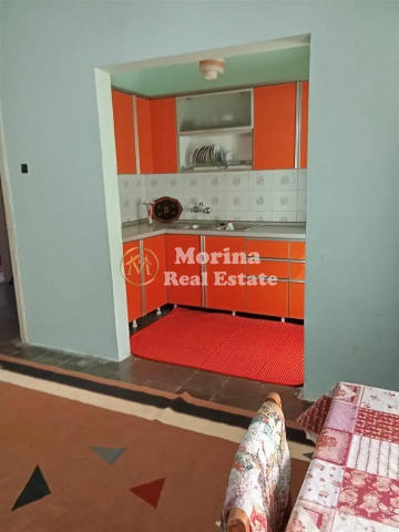 Tirane, jepet me qera apartament 2+1 Kati 4, 80 m² 450 € (Oxhaku)