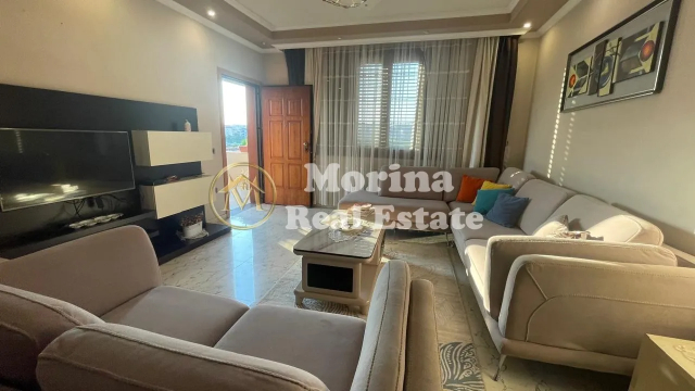 Tirane, jepet me qera apartament 2+1 Kati 3, 120 m² 500 € (Allias)
