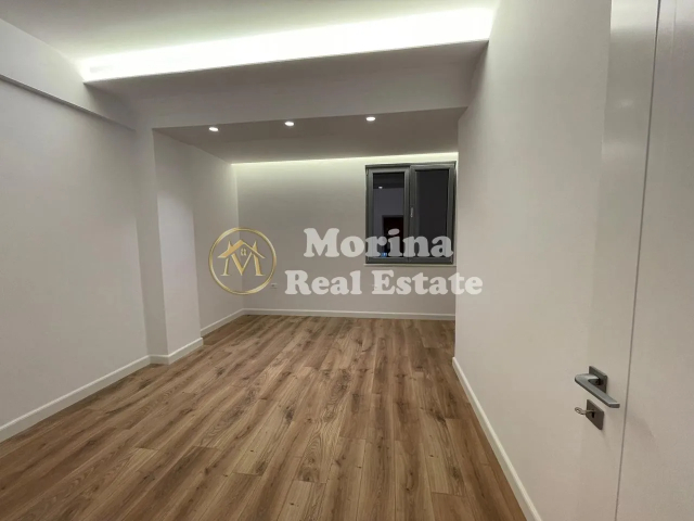 Tirane, shitet apartament 2+1 Kati 10, 101 m² 212.000 € (Rruga e Kavajes)