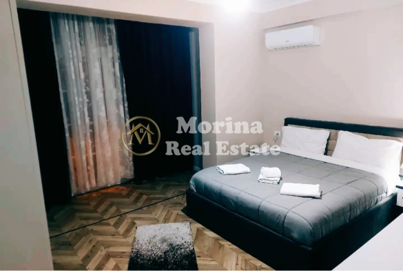 Tirane, jepet me qera apartament 2+1 Kati 1, 200 m² 900 € (Liqeni i Thate)