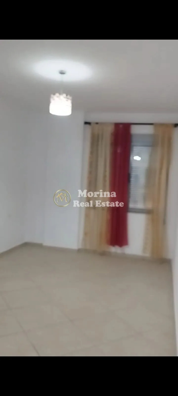 Tirane, jepet me qera apartament 2+1 Kati 3, 125 m² 350 € (Fresku)