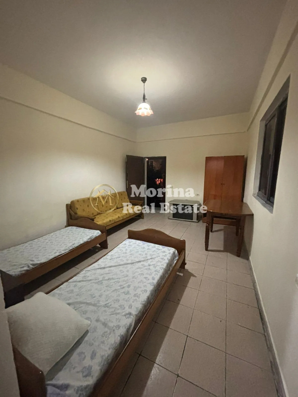 Tirane, jepet me qera garsonier Kati 1, 29 m² 230 € (Selite)