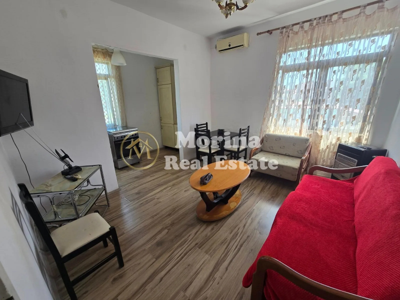 Tirane, jepet me qera apartament 1+1 Kati 3, 60 m² 270 € (Qyteti i Nxenesve)