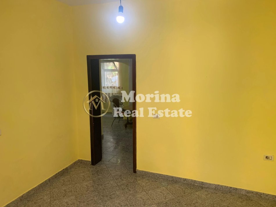 Tirane, jepet me qera shtepi 1+1 Kati 1, 80 m² 400 € (Jordan Misja)