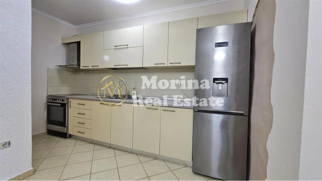 Tirane, jepet me qera apartament 2+1 Kati 4, 70 m² 550 € (Rruga 5 Maji–Ish Uzina Dinamo)
