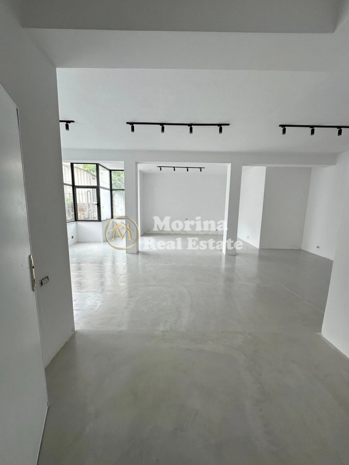 Tirane, jepet me qera ambjent biznesi Kati 0, 100 m² 1.000 € (Qender)