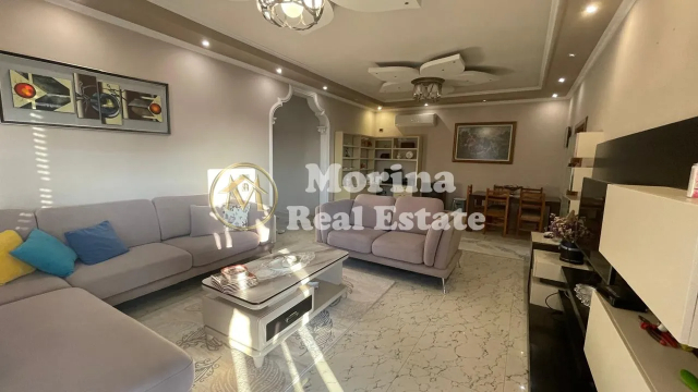 Tirane, jepet me qera apartament 2+1 Kati 3, 120 m² 500 € (Allias)