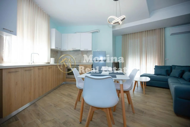 Tirane, jepet me qera apartament 1+1 Kati 9, 65 m² 600 € (Rruga e Dibres)