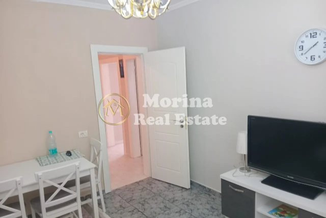 Tirane, jepet me qera apartament 2+1 Kati 1, 80 m² 700 € (Qender)