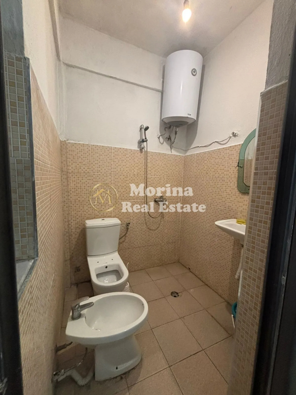 Tirane, jepet me qera garsonier Kati 1, 29 m² 230 € (Selite)