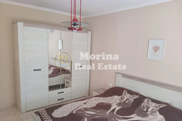 Tirane, jepet me qera apartament 2+1 Kati 1, 80 m² 700 € (Qender)