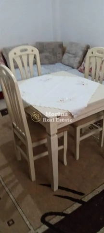 Tirane, jepet me qera shtepi 1+1 Kati 1, 60 m² 300 € (Brryli)