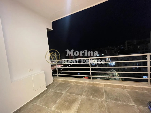 Tirane, shitet apartament 2+1 Kati 10, 101 m² 212.000 € (Rruga e Kavajes)