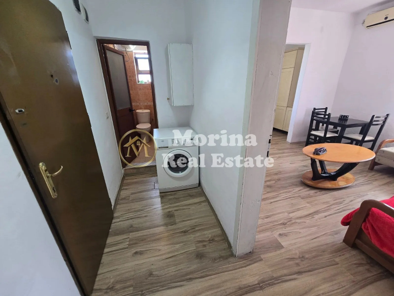 Tirane, jepet me qera apartament 1+1 Kati 3, 60 m² 270 € (Qyteti i Nxenesve)