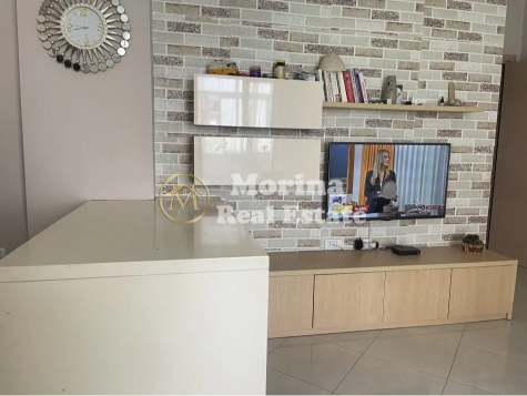 Tirane, jepet me qera apartament 1+1+Ballkon Kati 2, 65 m² 400 € (Kinostudio)