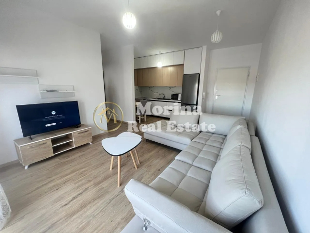 Tirane, jepet me qera apartament 2+1 Kati 3, 100 m² 550 € (Fiori Di Bosko)