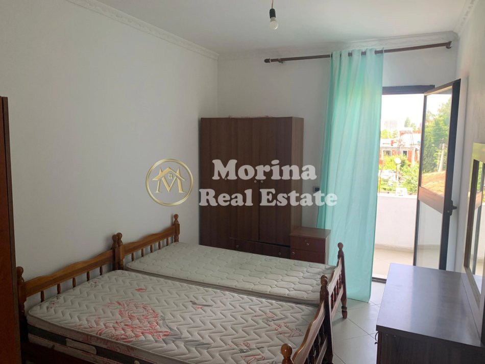 Tirane, jepet me qera shtepi 2+1 Kati 3, 100 m² 400 € (Llazar Shapatini)