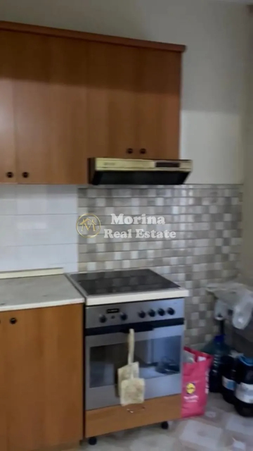 Tirane, jepet me qera apartament 2+1 Kati 1, 80 m² 400 € (Don Bosko)