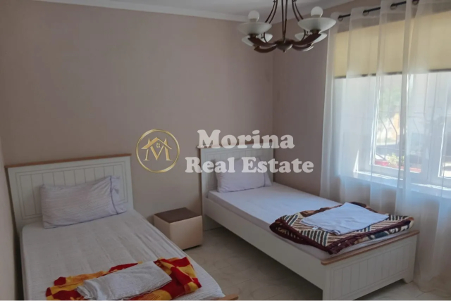 Tirane, jepet me qera apartament 2+1 Kati 1, 80 m² 700 € (Qender)