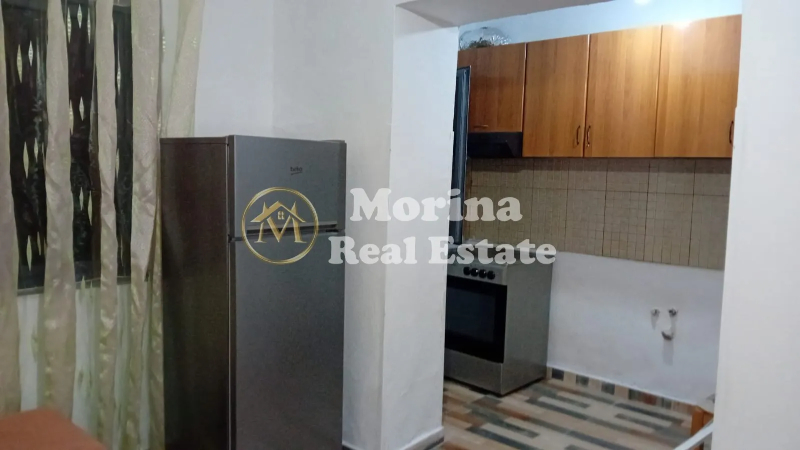 Tirane, jepet me qera apartament 2+1 Kati 1, 76 m² 400 € (Shkolla e Bashkuar)