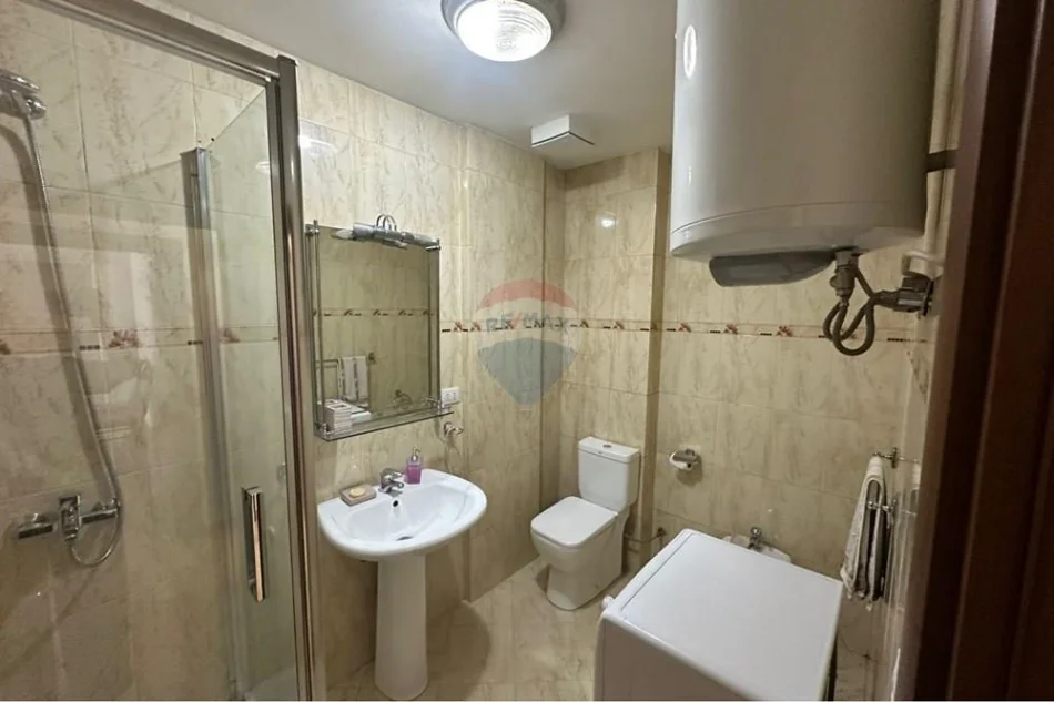 Tirane, jepet me qera apartament 1+1 Kati 3, 80 m² 600 € (Myslym Shyri)