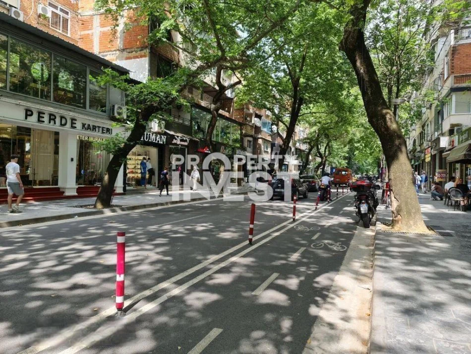 Tirane, shitet apartament 2+1 Kati 6, 151 m² 460.000 € (Myslym shyri)