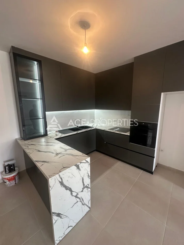 Durres, jepet me qera apartament 2+1+Ballkon Kati 4, 85 m² 400 € (Prane Zjarrfikses,Durres)