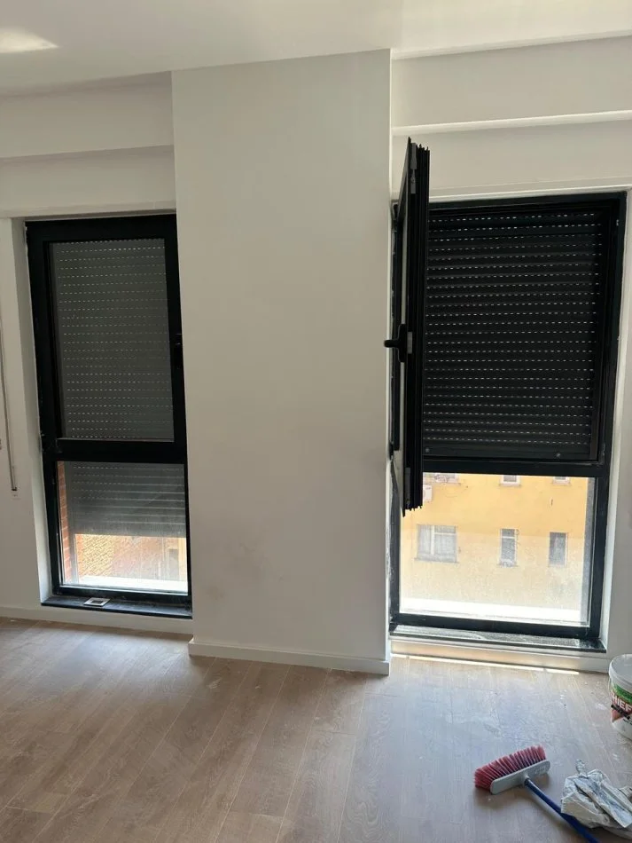 Tirane, jepet me qera ambjent biznesi Kati 2, 67 m² 800 € 