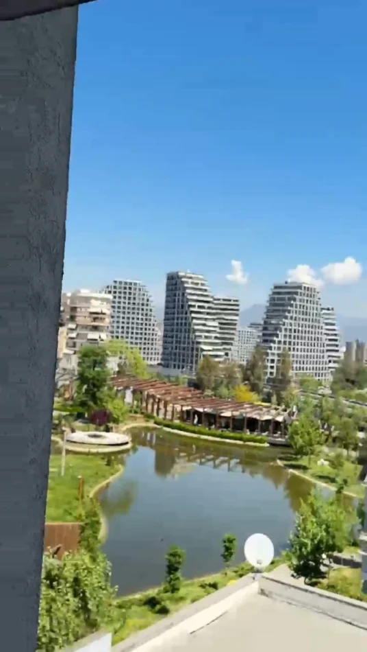 Tirane, shitet apartament 2+1+Ballkon Kati 6, 93 m² 258.000 € (KOPESHTI ZOOLOGJIK)
