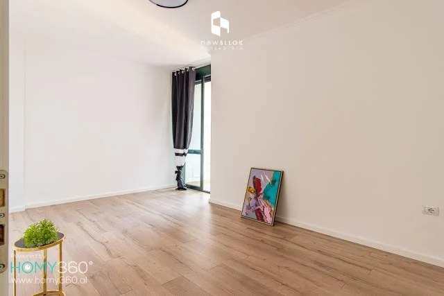 Tirane, shes apartament 2+1+BLK Kati 8, 117 m² 177.000 Euro (Rr. e Kavajes - Perballe Deliorgjit)