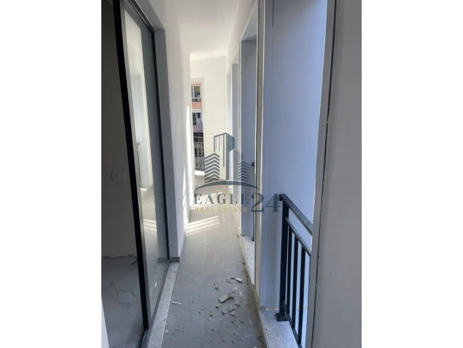 Tirane, jepet me qera apartament 2+1 Kati 1, 117 m² 500 € (ASTIR)
