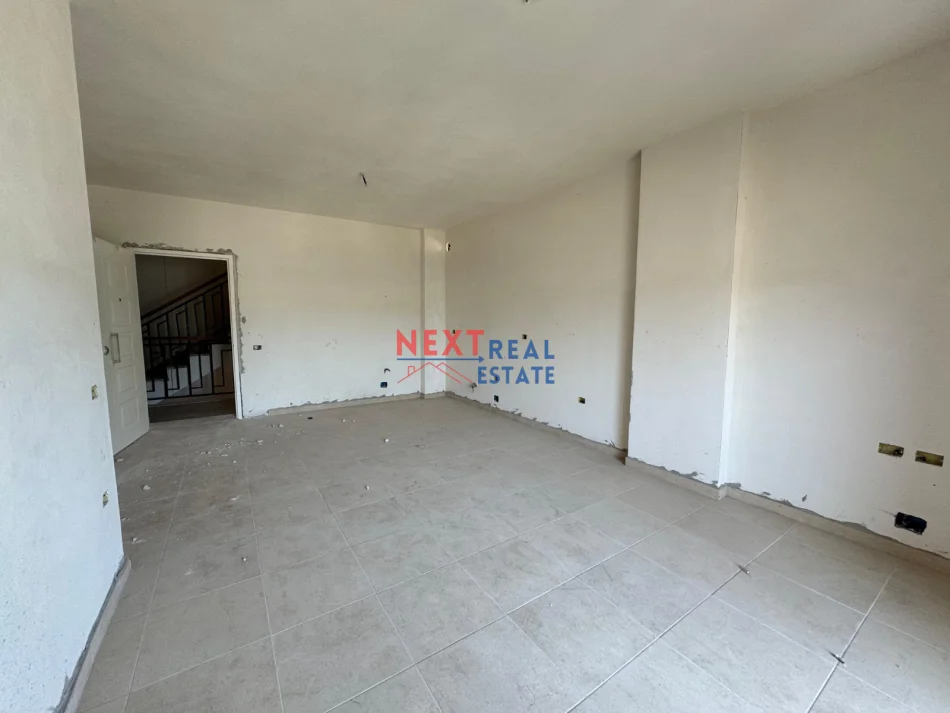 REZERVO PRONEN VETEM ME 500€! Vlore, shitet apartament 1+1+Ballkon Kati 5, 71 m² 99.500 € (PELIVAN LESKAJ, VLORE)