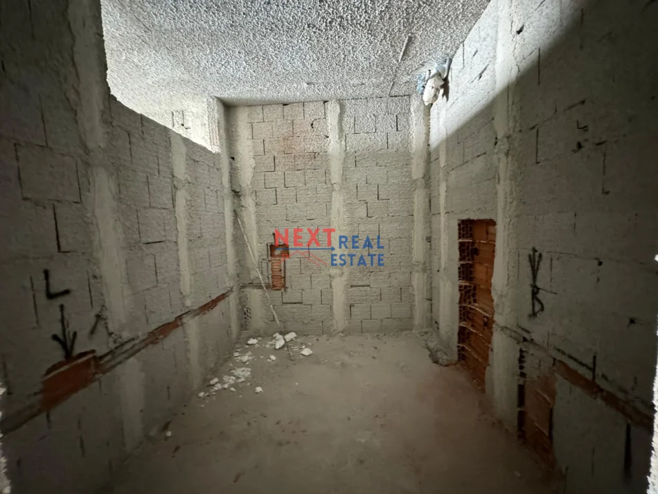 REZERVO PRONEN VETEM ME 500€! Vlore, shitet apartament 2+1+Ballkon Kati 7, 115 m² 115.000 € (SHKOLLA E MUZIKES)