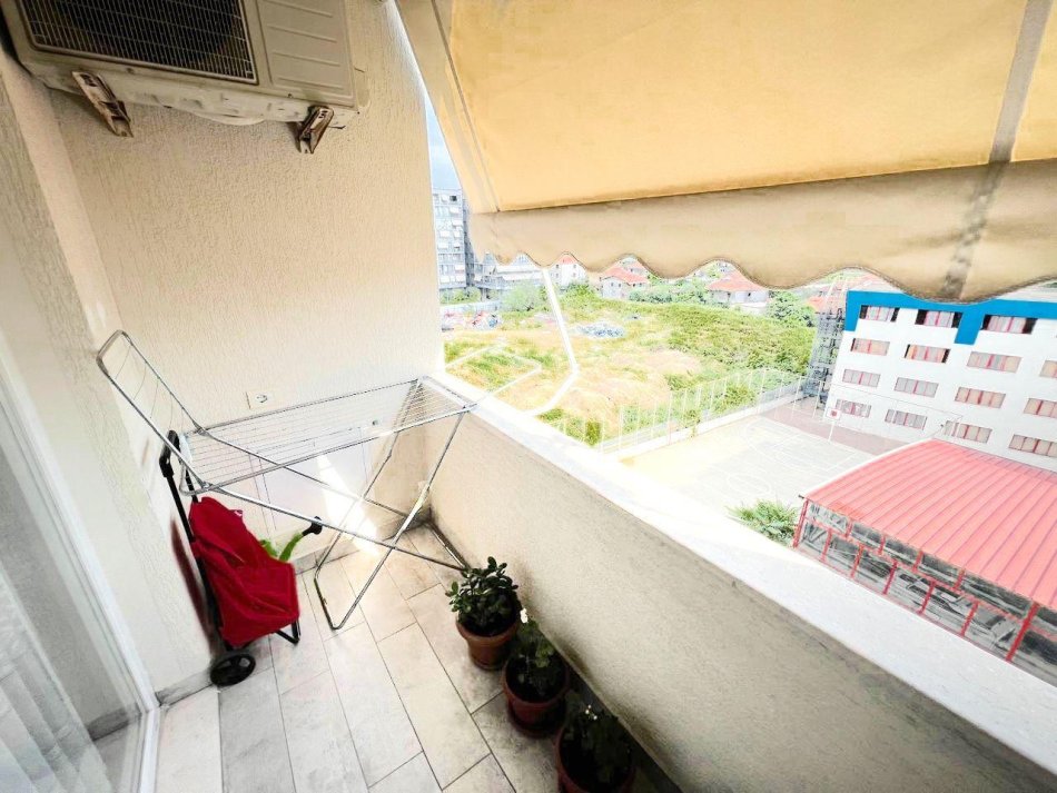 Tirane, shitet apartament 1+1 Kati 5, 60 m² 150.000 € (Rruga Robert Shvarc, Komuna e Parisit, NIKU CONSTRUCTION)