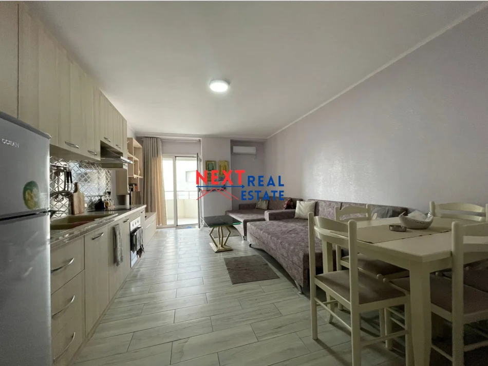 Vlore, jepet me qera apartament 1+1+Ballkon , 500 € 