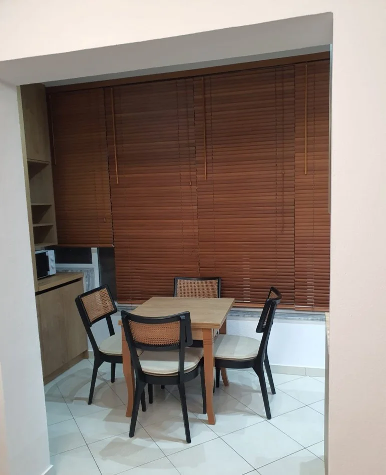 Tirane, jepet me qera apartament 1+1 Kati 3, 60 m² 550 € (Tek Foto Eden, Rruga Vorpsi)